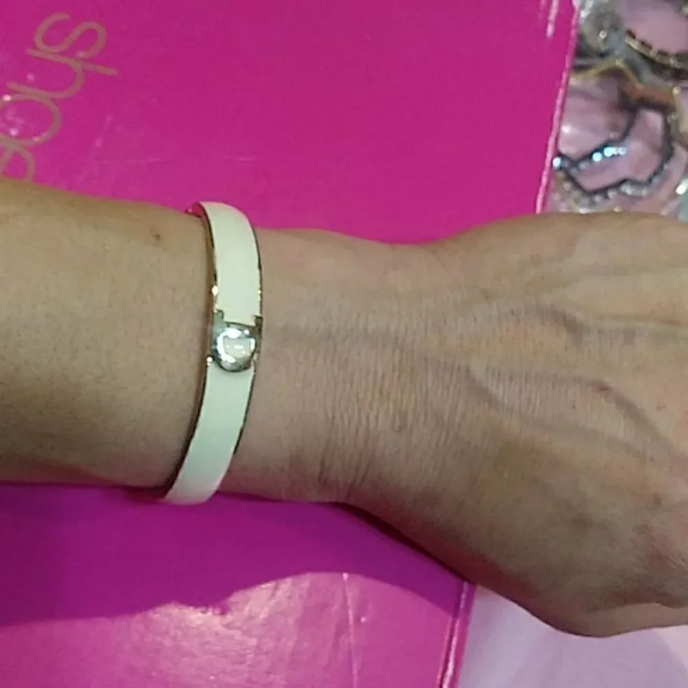 Bracelet    - Picture 4 of 5
